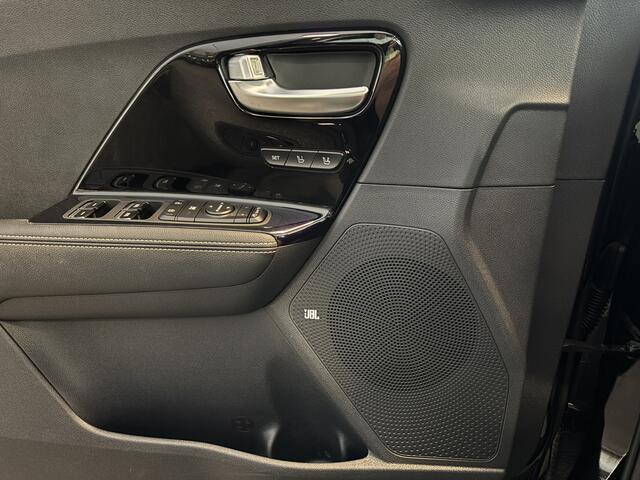 KIA e-Niro ExecutiveLine 64 kWh / Full Leer met klima / DAB+ / Apple Carplay / Navigatie / JBL sound / BLIS / Stuurverwarming / Camera - FULL -