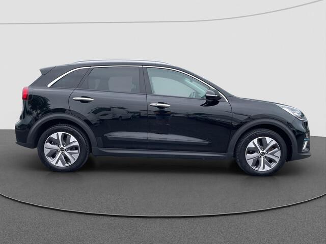 KIA e-Niro DynamicPlusLine 64 kWh Dealer onderhouden | Camera | Blindspot | Winterpakket