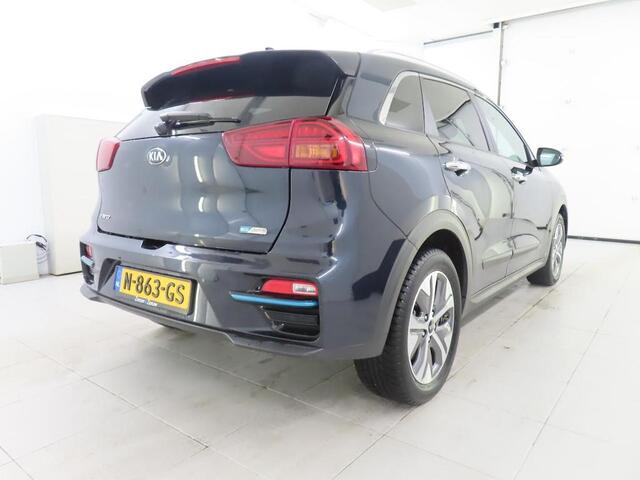 KIA e-Niro EXECUTIVELINE 64 KWH I 100% SOH I 3 FASE I APPLE CARPLAY I ACHTERUITRIJCAMERA