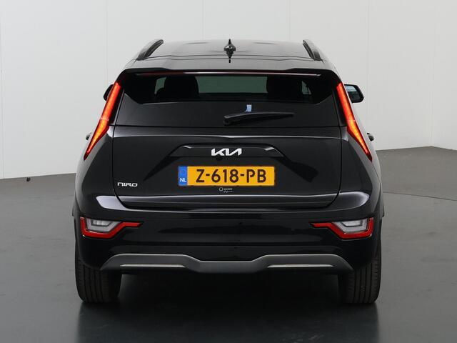 KIA e-Niro EV Edition Advanced 64.8 kWh | Navigatie | Parkeercamera | Lederen Bekleding | Stoel/Stuurwielverwarming | Elektrisch Verstelbare Bestuurdersstoel | Keyless Go |