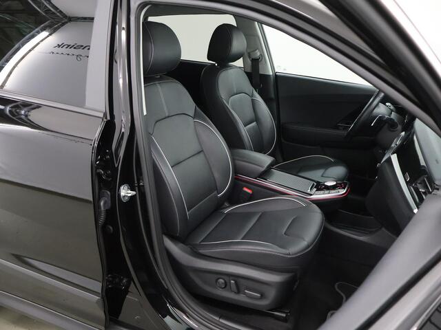 KIA e-Niro ExecutiveLine 64 kWh | Navigatie | Parkeercamera | Stoelverwarming/verkoeling | Keyless Go |