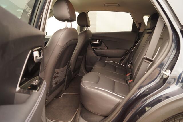 KIA e-Niro ExecutiveLine 64kWh -LEER-NAVI-ECC-CAM-