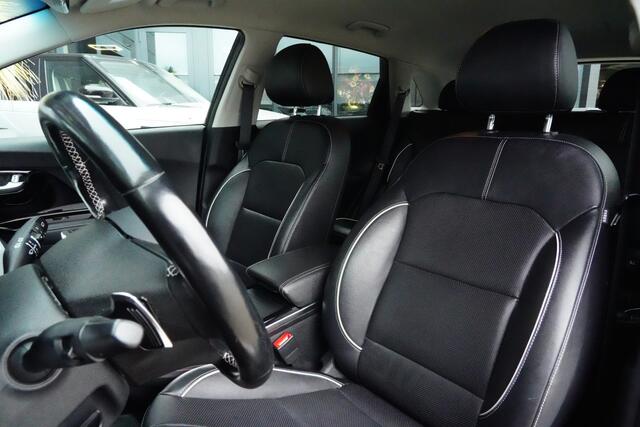 KIA e-Niro ExecutiveLine 64 kWh 204pk Stoelverwarming/JBL/Camera