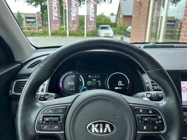 KIA e-Niro ExecutiveLine 64 kWh RIJKLAAR / STOELVERW. + VERKOEL. / CAMERA /