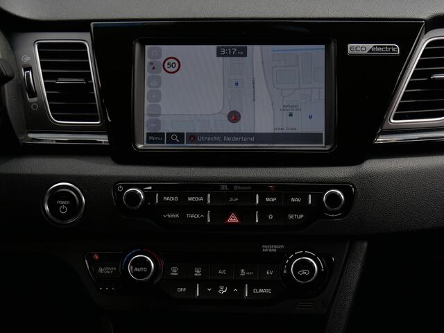 KIA e-Niro EXECUTIVELINE 64kWH/ TREKHAAK/ WARMTEPOMP/ 462KM ACTIERADIUS