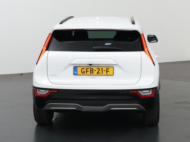 KIA e-Niro EV Edition Advanced 64.8 kWh | Navigatie | Parkeercamera | Lederen Bekleding | Stoel/Stuurwielverwarming | Elektrisch Verstelbare Bestuurdersstoel | Keyless Go |