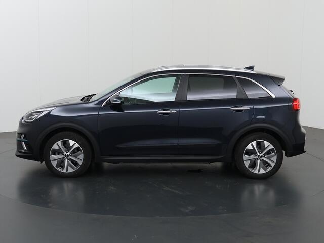 KIA e-Niro ExecutiveLine 64 kWh | Panoramadak | Lederen Bekleding | JBL Audio | Dodehoekdetectie | Stoel/Stuurwielverwarming | Stoelventilatie | Elektrisch bedienbare bestuurdersstoel met geheugenfunctie