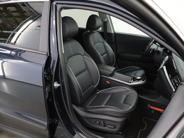 KIA e-Niro ExecutiveLine 64 kWh | Panoramadak | Lederen Bekleding | JBL Audio | Dodehoekdetectie | Stoel/Stuurwielverwarming | Stoelventilatie | Elektrisch bedienbare bestuurdersstoel met geheugenfunctie