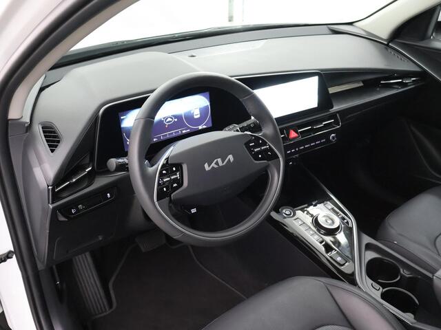 KIA e-Niro EV Edition Advanced 64.8 kWh | Lederen Bekleding | Stoel/Stuurwielverwarming | Elektrisch Verstelbare Bestuurdersstoel | Keyless |