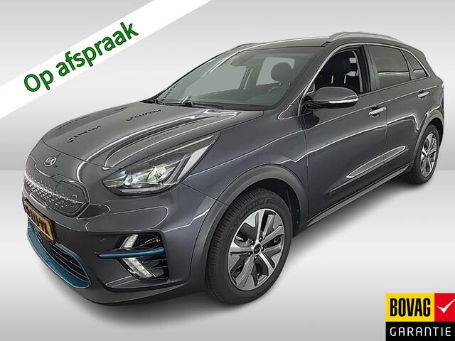 KIA e-Niro ExecutiveLine 64 kWh (204 PK) 1e-Eig. & Dealer-Onderh. BOVAG-Garantie. NL-Auto. Leer, Warmtepomp, Trekhaak, Navigatie/Apple-Carplay/Android-Auto, Adaptive-Cruisecontrol, Keyless-Entry/Start, Parkeersensoren-V+A, Achterui Stuurverwarming, Premium-Audio, DA