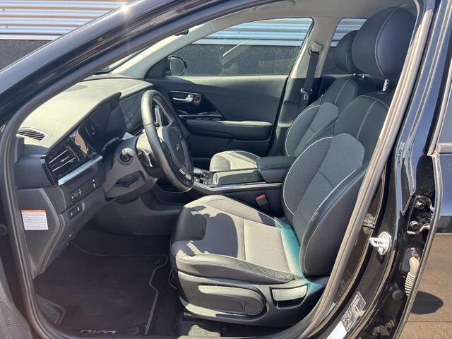 KIA e-Niro DynamicLine 64 kWh Navigatie, Nieuw geleverd en dealeronderhouden, 1e eign. Climate control, Adaptieve cruise control