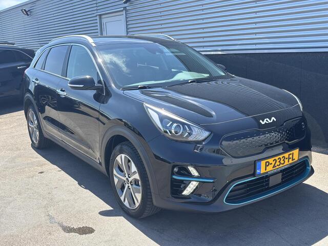 KIA e-Niro DynamicLine 64 kWh Navigatie, Nieuw geleverd en dealeronderhouden, 1e eign. Climate control, Adaptieve cruise control