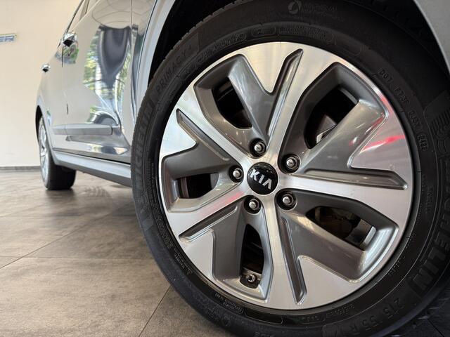 KIA e-Niro ExecutiveLine 64 kWh Leder Full-led Navigatie JBL-sound