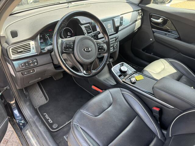 KIA e-Niro ExecutiveLine 64 kWh *Camera*ECC*Leder*
