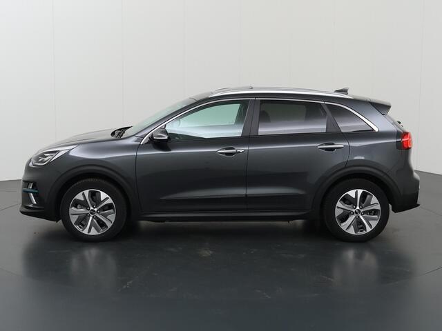 KIA e-Niro ExecutiveLine 64 kWh | Panoramadak | Lederen Bekleding | JBL Audio | Dodehoekdetectie | Stoel/Stuurwielverwarming | Stoelventilatie | Elektrisch bedienbare bestuurdersstoel met geheugenfunctie
