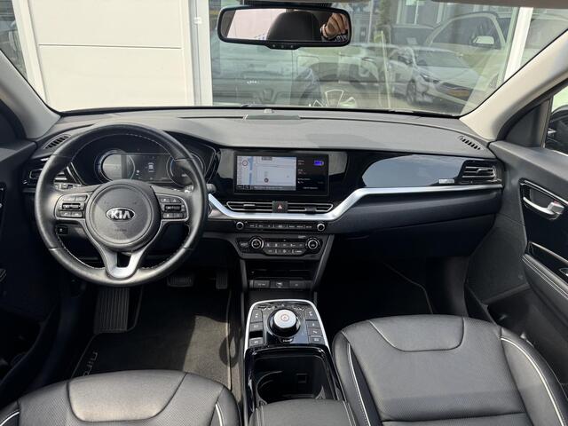 KIA e-Niro ExecutiveLine 64 kWh | Schuifdak | JBL Audio | Leder | Stoelventilatie