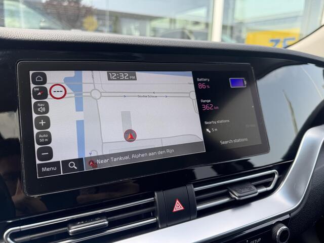 KIA e-Niro ExecutiveLine 64 kWh | Schuifdak | JBL Audio | Leder | Stoelventilatie