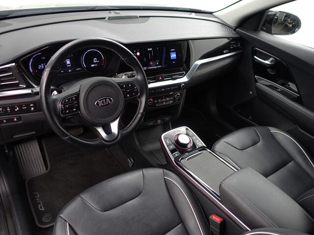KIA e-Niro ExecutiveLine 64 kWh Aut- Stoelventilatie, Stuur/Stoelverwarming, CarPlay, Android Auto, JBL Audio, ACC Cruise