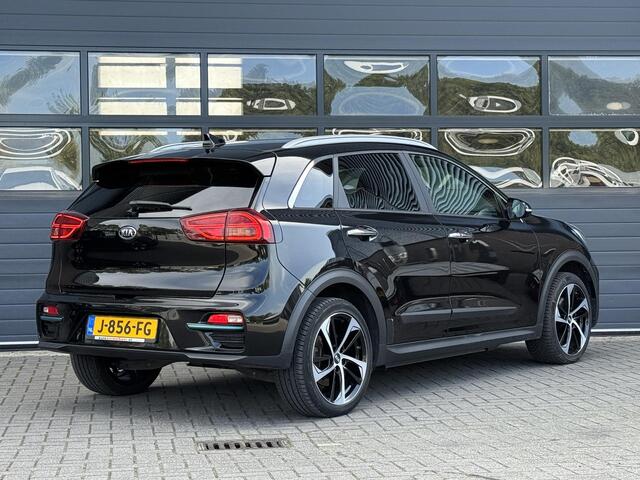 KIA e-Niro EXECUTIVELINE 64 KWH I FASE 3 I TREKHAAK I CAMERA I CARPLAY I CLIMATE CONTROL
