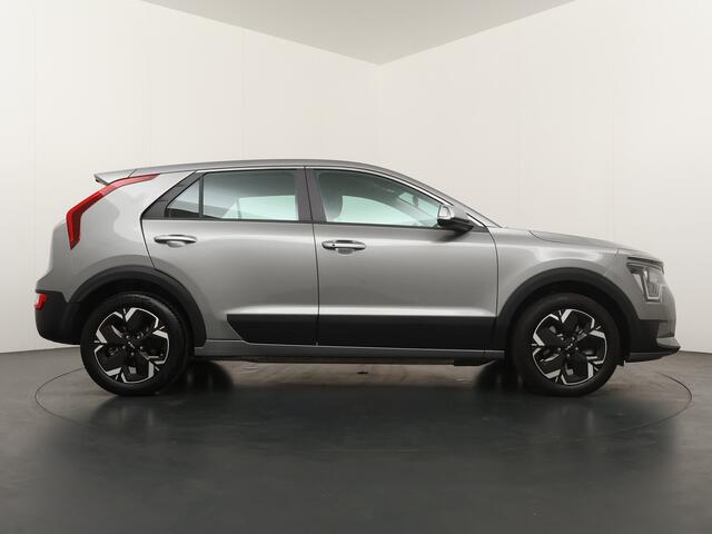 KIA e-Niro EV Light Edition 64.8 kWh - SOH 99,5% - Achteruitrijcamera - Parkeersensoren achter - Navigatie - Apple Carplay / Android Auto - Fabrieksgarantie tot 08-2031