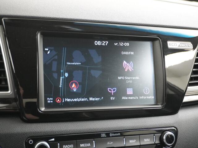 KIA e-Niro ExecutiveLine 64kWh Leder JBL®-Sound Warmtepomp Stoelverwarming/Ventilatie Adaptive Cruise Control Navi Ecc Camera Stuurverwarming Rijstrooksensor Privacy Glas Led 1e Eigenaar Origineel Nederlandse Auto