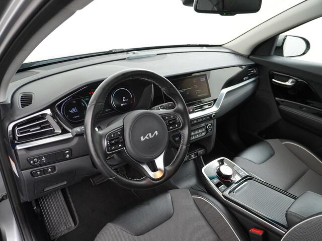 KIA e-Niro DynamicLine 64kWh Warmtepomp Apple Carplay Android Auto Adaptieve Cruise Control Navi Ecc Camera Pdc Led Keyless Rijstrooksensor Bluetooth 100% Dealeronderhouden