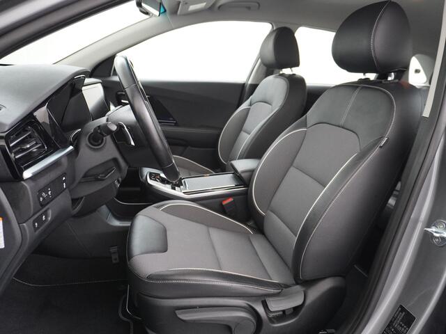 KIA e-Niro DynamicLine 64kWh Warmtepomp Apple Carplay Android Auto Adaptieve Cruise Control Navi Ecc Camera Pdc Led Keyless Rijstrooksensor Bluetooth 100% Dealeronderhouden