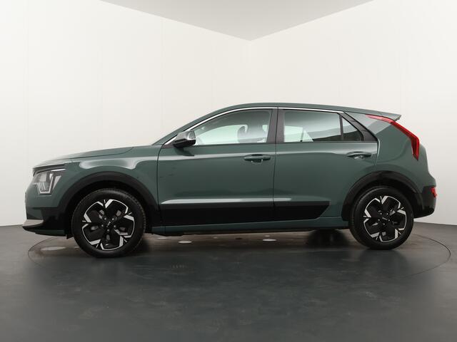 KIA e-Niro EV DynamicLine 64.8 kWh - SOH 98,3% - Navigatie - Apple Carplay/Android Auto - Parkeersensoren voor en achter - Fabrieksgarantie tot 05-2029