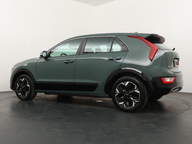 KIA e-Niro EV DynamicLine 64.8 kWh - SOH 98,3% - Navigatie - Apple Carplay/Android Auto - Parkeersensoren voor en achter - Fabrieksgarantie tot 05-2029