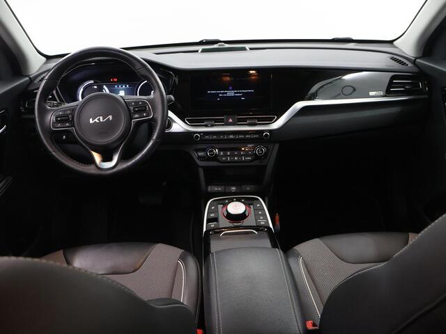 KIA e-Niro Edition 64 kWh | SOH 97% | Trekhaak | Stoel/Stuurwielverwarming | Keyless | Navigatie | Climate Control | Parkeercamera |