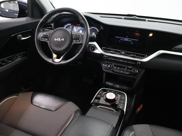 KIA e-Niro Edition 64 kWh | SOH 97% | Trekhaak | Stoel/Stuurwielverwarming | Keyless | Navigatie | Climate Control | Parkeercamera |