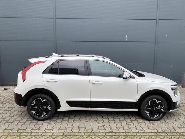 KIA e-Niro EV Air 64.8 kWh | Voorraadactie | Stoel/Stuurverwarming | Led Koplampen | Parkeercamera | Navigatie | Dodehoekdetectie |