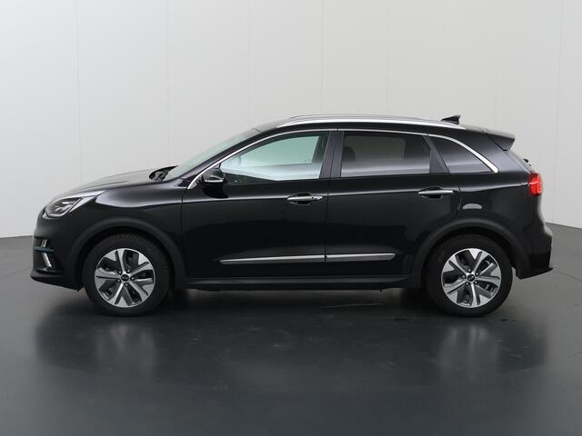KIA e-Niro ExecutiveLine 64 kWh | Trekhaak | Lederen Bekleding | JBL Audio | Dodehoekdetectie | Stoel/Stuurwielverwarming | Stoelventilatie | Elektrisch bedienbare bestuurdersstoel met geheugenfunctie