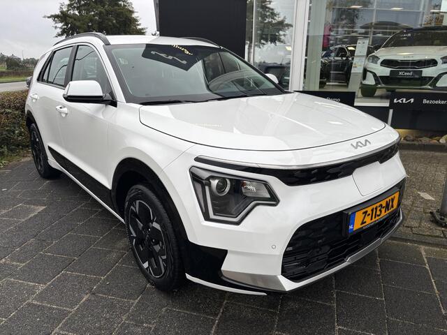 KIA e-Niro EV DynamicLine 64.8 kWh | Eerste Eigenaar | Navigatie | Adaptieve Cruise Control | Half Leder | Parkeersensoren | Enz...