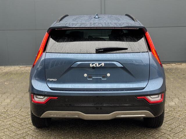 KIA e-Niro EV Air 64.8 kWh | Stoel/Stuurverwarming | Led Koplampen | Parkeercamera | Navigatie | Dodehoekdetectie |