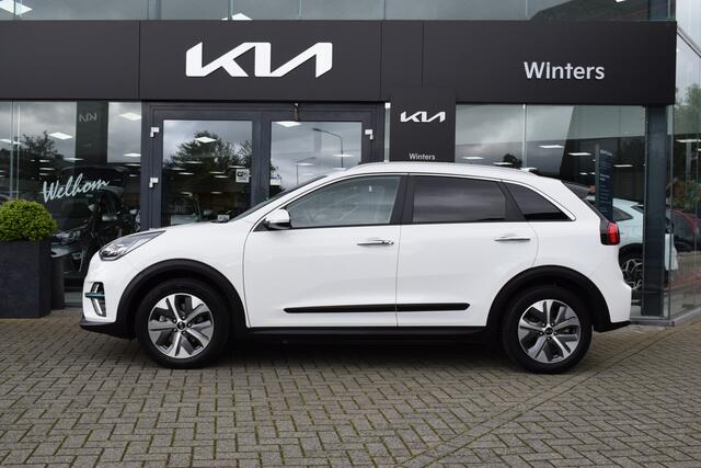 KIA e-Niro DynamicPlusLine 64kWh 3-Fase | Cruise Control Adaptief | Navigatie | Camera | Stoel+StuurVerwarming | SchuifKanteldak | Tot 10Jr. Kia-Garantie