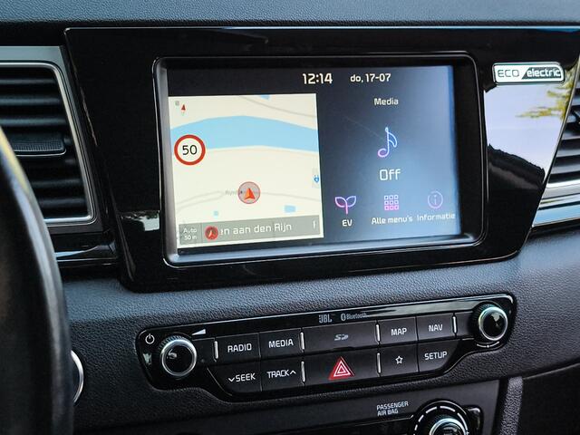 KIA e-Niro ExecutiveLine 64 kWh (204 PK) 1e-Eig. & Dealer-Onderh. BOVAG-Garantie. NL-Auto..