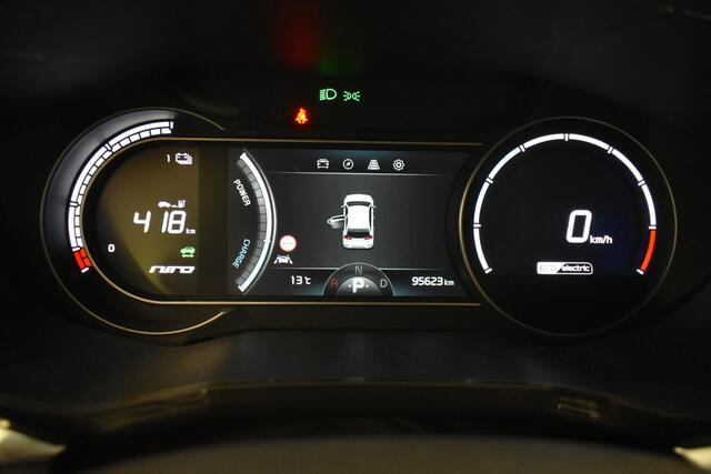 KIA e-Niro DynamicLine 64 kWh SOH 100% Cam Navi 3-Fase Lader Stoel + Stuur Ver