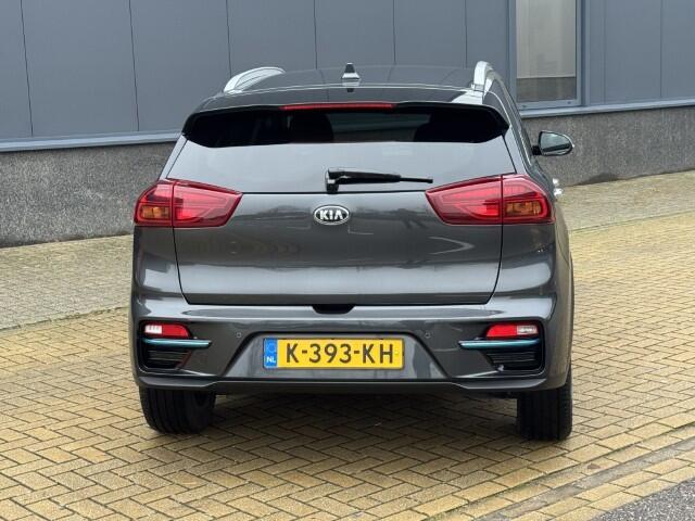 KIA e-Niro ExecutiveLine 64 kWh Leer