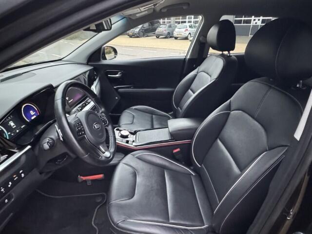 KIA e-Niro ExecutiveLine 64 kWh Leer