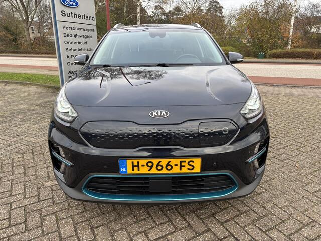 KIA e-Niro ExecutiveLine 64 kWh | Adaptive cruise control | Stoelverwarming/koeling | Camera | Vol leder | Geheugenstoelen | Navigatie | JBL audio