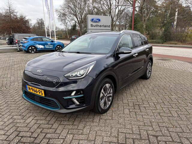 KIA e-Niro ExecutiveLine 64 kWh | Adaptive cruise control | Stoelverwarming/koeling | Camera | Vol leder | Geheugenstoelen | Navigatie | JBL audio