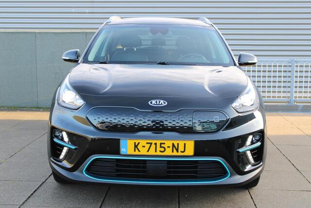 KIA e-Niro ExecutiveLine 64 kWh Stuur + stoel verwaming / Navigatie / Leder / Camera