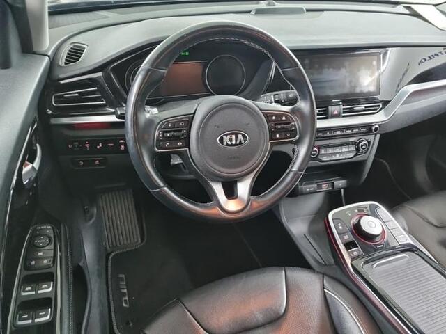 KIA e-Niro Aut. ExecutiveLine 64kWh 3-Phase | Navi | Camera | Leder | JBL Sound |