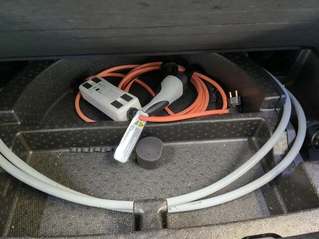 KIA e-Niro Aut. ExecutiveLine 64kWh 3-Phase | Panorama | Leder | JBL Sound |