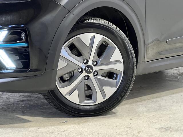 KIA e-Niro DynamicPlusLine 64 kWh 3-Fase | Navigatie/Android/Apple Carplay | Schuifdak | LM Velgen 17" | Adap Cruise Control | Achteruitrijcamera |