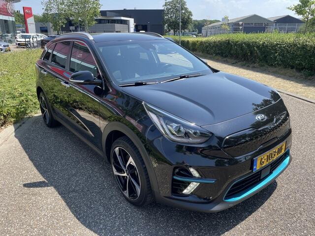 KIA e-Niro ExecutiveLine 64kWh 204PK - LUXE UITVOERING!