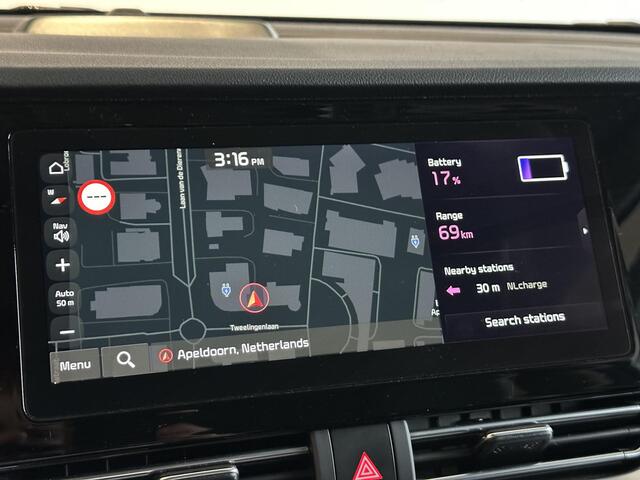 KIA e-Niro ExecutiveLine 64 kWh AFNEEMBARE TREKHAAK | NAVIGATIE | ACHTERUITRIJCAMERA | APPLE CARPLAY/ANDROID AUTO