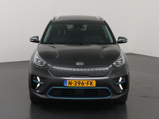 KIA e-Niro DynamicPlusLine 64 kWh | Panoramadak | Stoel/Stuurwielverwarming | Adaptieve Cruise Control | Keyless Go | LED Koplampen |
