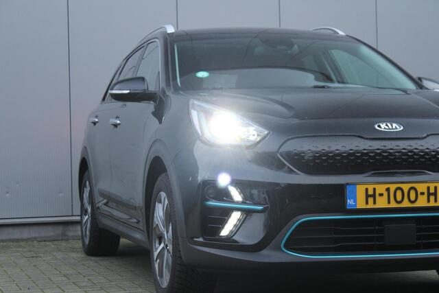 KIA e-Niro ExecutiveLine 64 kWh | SOH 100% | Stoelverwarming & koeling | Adaptief Cruise | Warmtepomp | Camera | Etc..